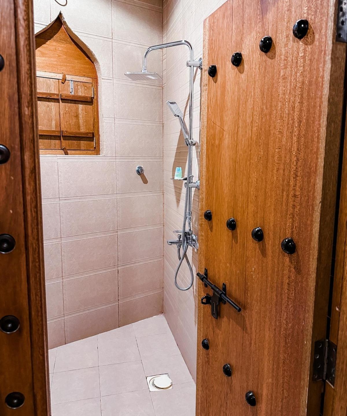 Alaqur View Inn نزل واجهة العقر Nizwa Luaran gambar